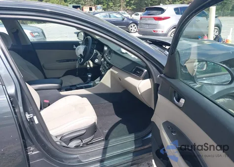 2016 Kia Optima Lx z USA, uszkodzony, nr VIN 5XXGT4L39GG024373